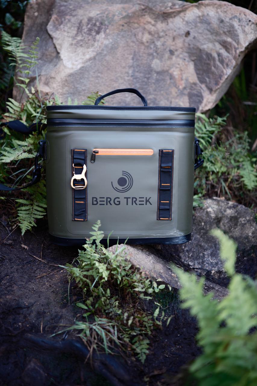 The Versa Cooler Bag - Image 9