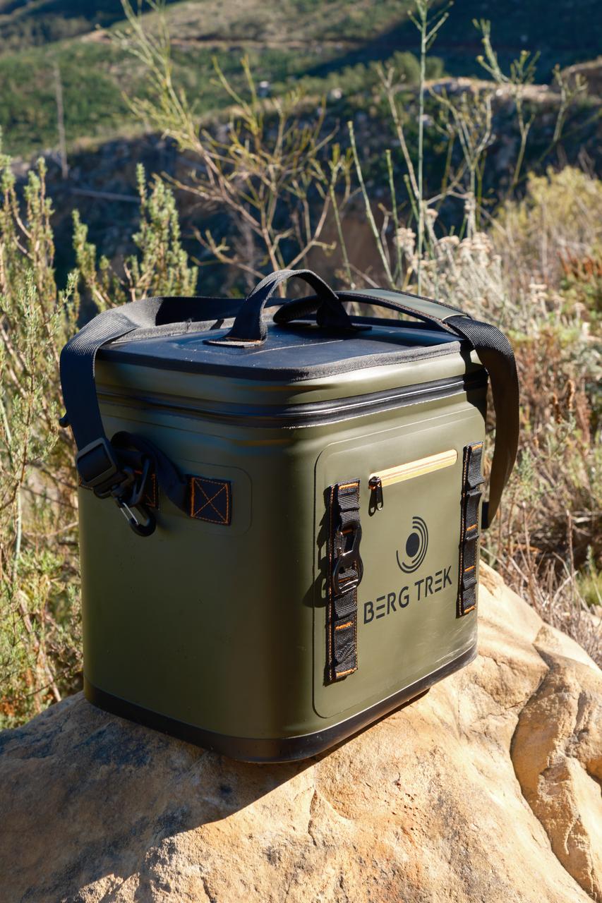 The Versa Cooler Bag - Image 13